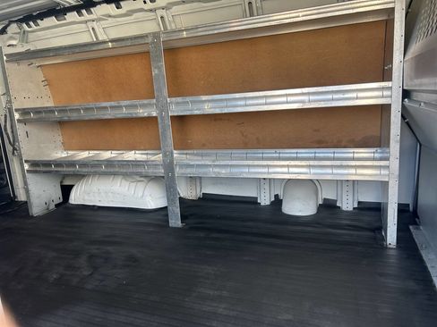 Used 2018 Chevrolet Express 2500 w/ Driver Convenience Package image 23