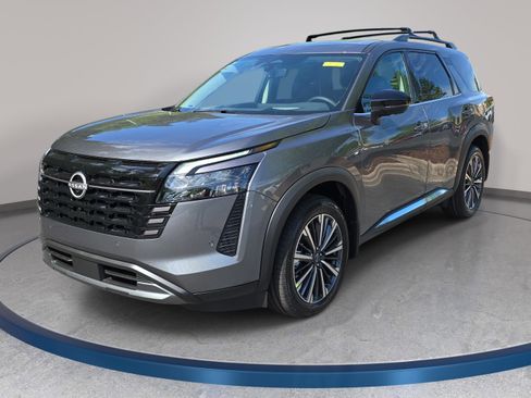 New 2026 Nissan Pathfinder Platinum AWD/4WD image 1