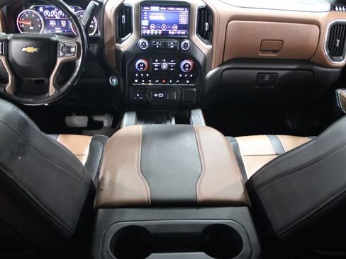 Used 2023 Chevrolet Silverado 2500 High Country AWD/4WD image 36