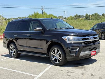 Used 2024 Ford Expedition Limited