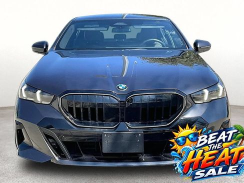 Used 2026 BMW 540i xDrive AWD/4WD image 3