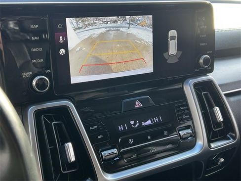 Used 2022 Kia Sorento S w/ Panoramic Sunroof Package image 26