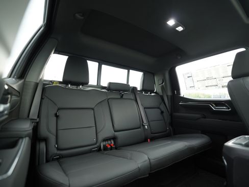 New 2026 Chevrolet Silverado 1500 LTZ w/ LTZ Premium Package AWD/4WD image 14