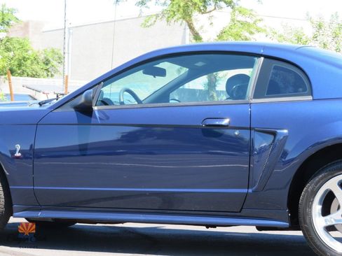 Used 2001 Ford Mustang Cobra RWD image 20