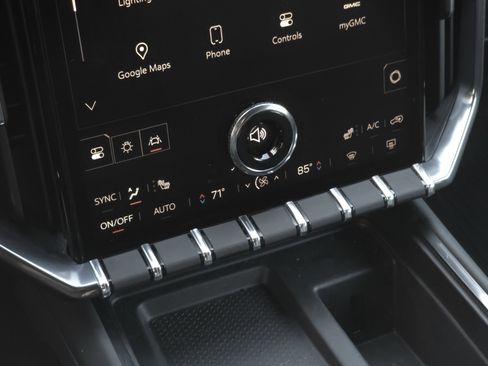 Used 2024 GMC Acadia AT4 w/ LPO, Floor Liner Package image 15