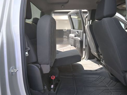 Used 2021 Chevrolet Silverado 2500 Custom w/ Custom Value Package AWD/4WD image 19