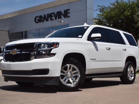 Used 2017 Chevrolet Tahoe LT RWD image 2