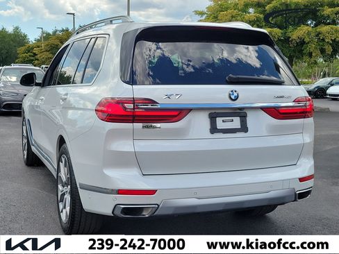 Used 2020 BMW X7 xDrive40i w/ Premium Package AWD/4WD image 5
