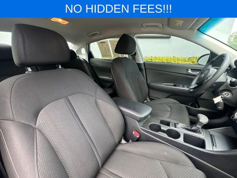 Used 2017 Kia Optima LX w/ Option Group 014 FWD image 14
