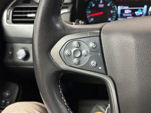 Used 2020 Chevrolet Suburban LT AWD/4WD image 28