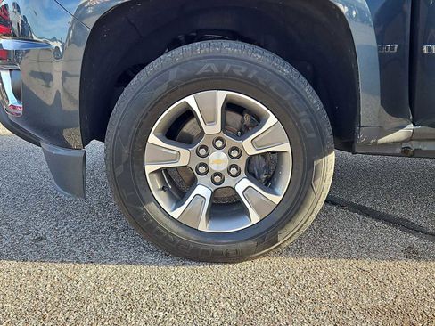 Used 2019 Chevrolet Colorado Z71 image 14