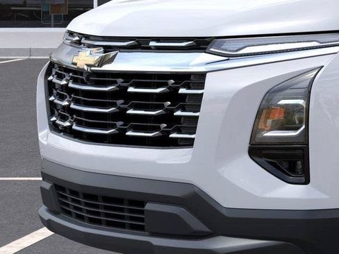 New 2026 Chevrolet Equinox LT w/ Safety and Technology Package FWD image 13