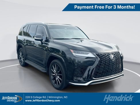 Used 2026 Lexus LX 600 F Sport w/ Accessory Package (Z1) AWD/4WD image 1
