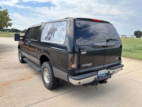Used 2003 Ford Excursion XLT image 5