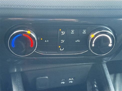 Used 2025 Chevrolet TrailBlazer LT image 15