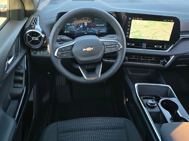 New 2027 Chevrolet Equinox LT w/ LPO, Floor Liner Package FWD image 18