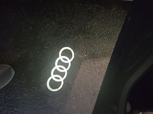 Used 2021 Audi A4 2.0T Premium w/ Convenience Package image 7