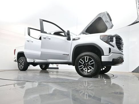 Used 2026 GMC Sierra 1500 AT4 w/ AT4 Premium Package AWD/4WD image 51