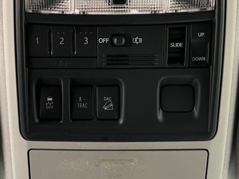 Used 2019 Toyota 4Runner SR5 Premium AWD/4WD image 41