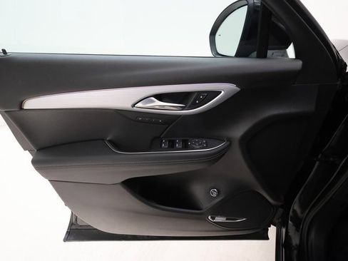 Used 2024 Buick Envision Avenir image 8