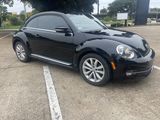 Used 2013 Volkswagen Beetle TDI image 3