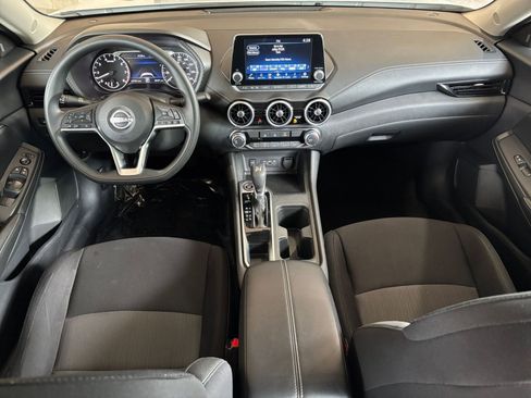 Used 2025 Nissan Sentra SV FWD image 31