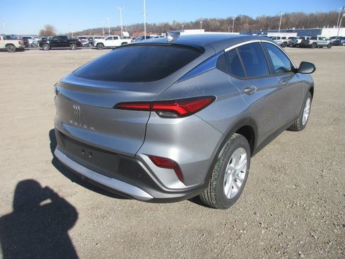 New 2026 Buick Envista Preferred FWD image 5