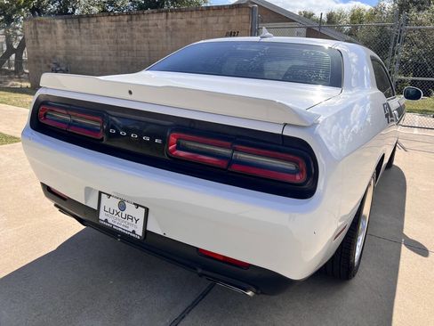 Used 2016 Dodge Challenger R/T Plus image 11