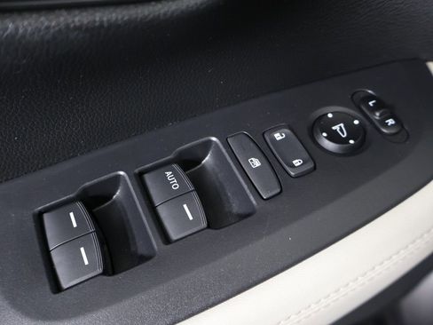 Used 2023 Honda HR-V LX image 34