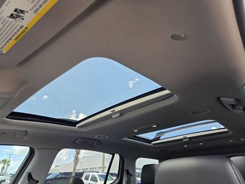 Certified 2019 GMC Acadia SLT AWD/4WD image 19