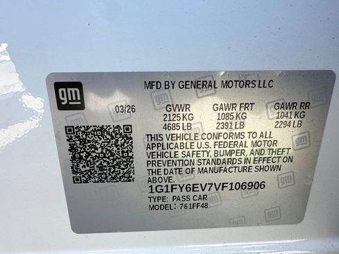 New 2027 Chevrolet Bolt LT w/ Comfort Package image 23