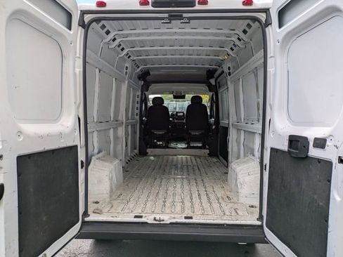 Used 2023 RAM ProMaster 2500 FWD image 24