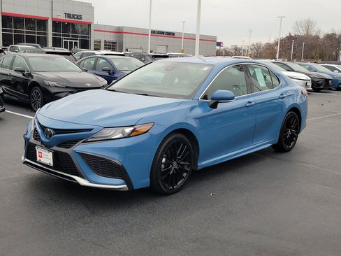 Certified 2023 Toyota Camry XSE image 3