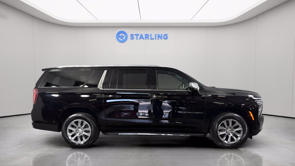 Used 2025 Chevrolet Suburban Premier RWD image 11