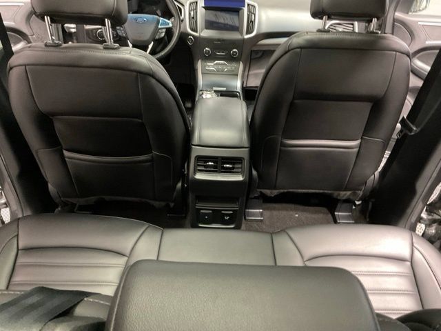 Used 2020 Ford Edge SEL w/ Convenience Package AWD/4WD image 30