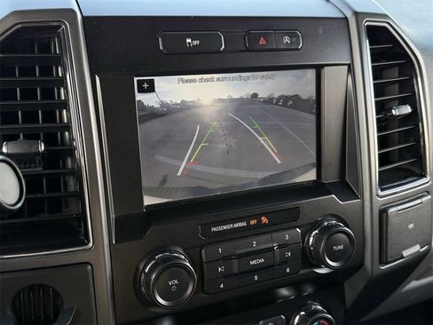 Used 2019 Ford F150 XLT image 18