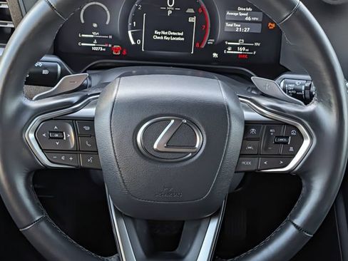 Used 2025 Lexus GX 550 w/ Accessory Package (2T) AWD/4WD image 13