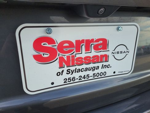 Used 2024 Jeep Grand Cherokee L Laredo image 27