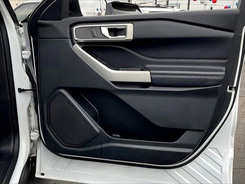 Certified 2020 Ford Explorer XLT w/ Equipment Group 202A image 22