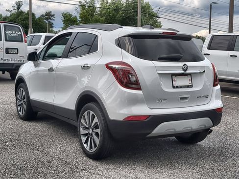 Used 2022 Buick Encore Preferred w/ Safety Package AWD/4WD image 6