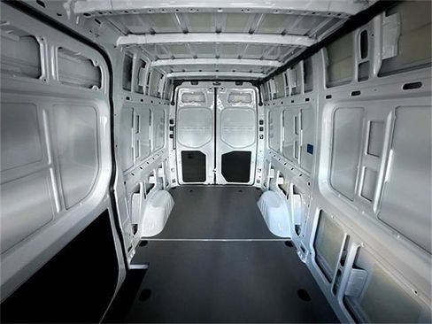 New 2025 Mercedes-Benz Sprinter 2500 image 14