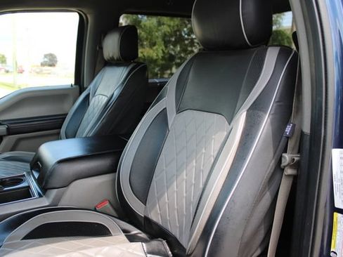 Used 2017 Ford F250 XLT w/ XLT Premium Package AWD/4WD image 19