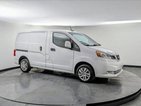 Used 2020 Nissan NV200 SV image 11