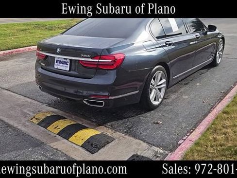 Used 2019 BMW 750i xDrive w/ Luxury Rear Seating Package image 5