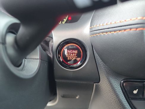 Certified 2025 Honda HR-V Sport image 25