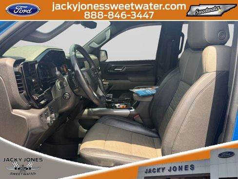 Used 2022 Chevrolet Silverado 1500 ZR2 w/ Technology Package AWD/4WD image 10