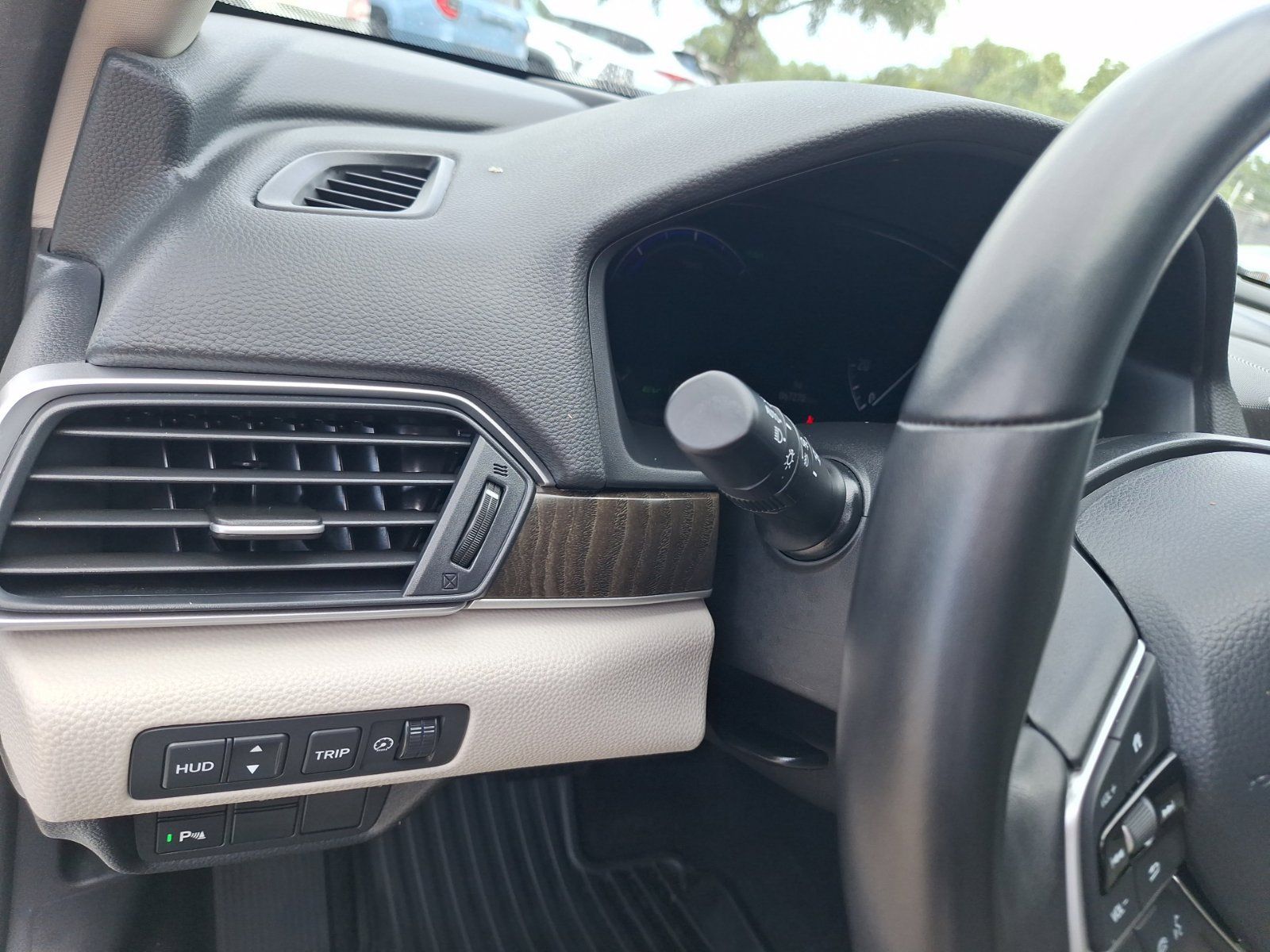 Used 2022 Honda Accord Touring image 19