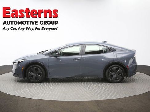 Used 2024 Toyota Prius LE image 58