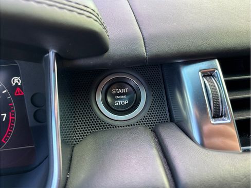 Used 2018 Land Rover Range Rover Sport HSE Dynamic image 30