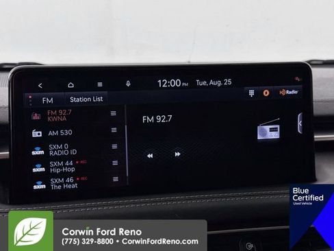 Used 2022 Genesis G70 2.0T AWD/4WD image 19